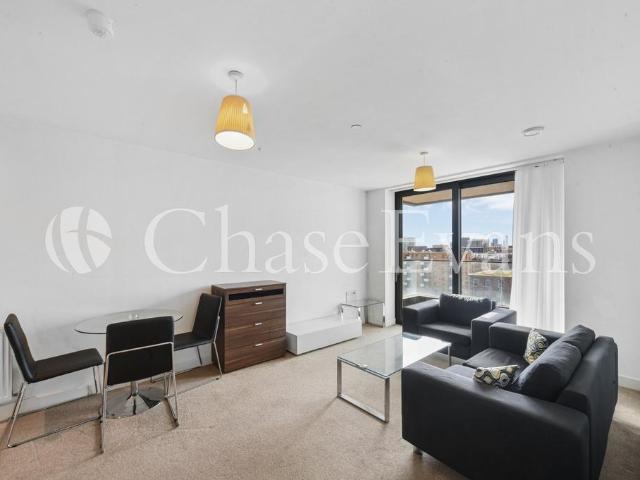 Apartment for rent in Silvertown, Greater London