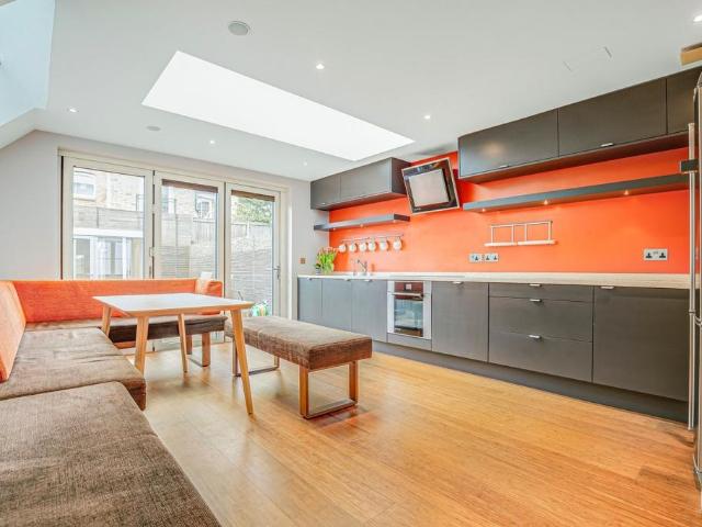 House for rent in London Borough of Hammersmith and Fulham, Greater London