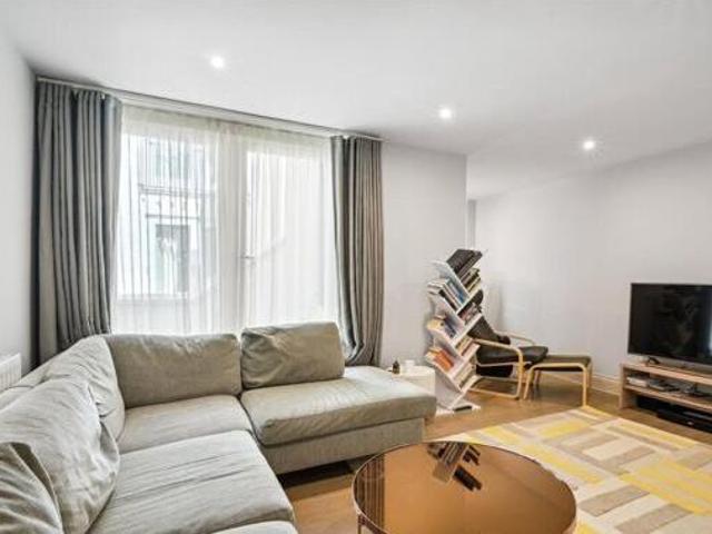 House for rent in Lyons, Greater London