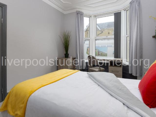 House for rent in Kensington, Calderstones