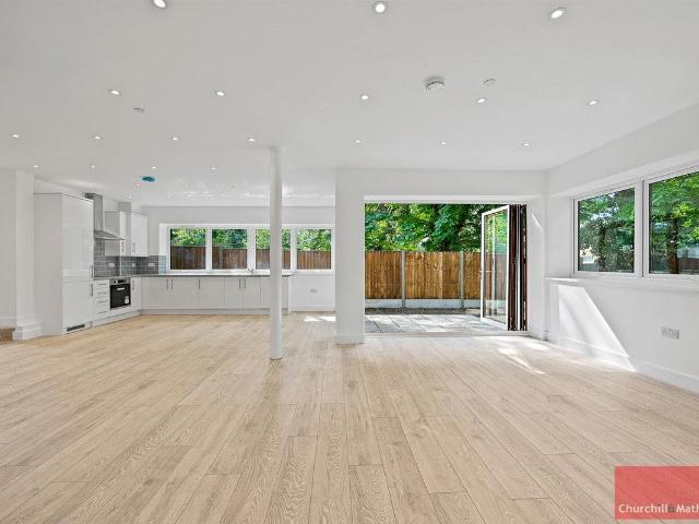 Apartment for rent in London Borough of Ealing, Hanwell
