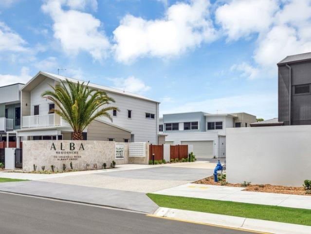 Townhouse for sale in Toombul, Queensland
