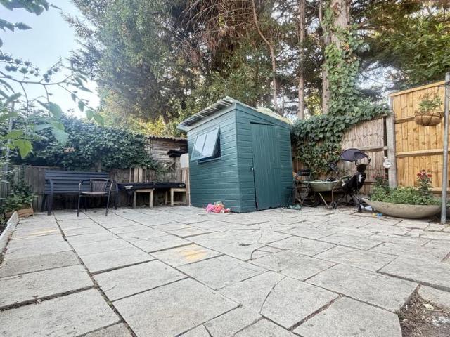 Apartment for rent in London Borough of Ealing, Greater London