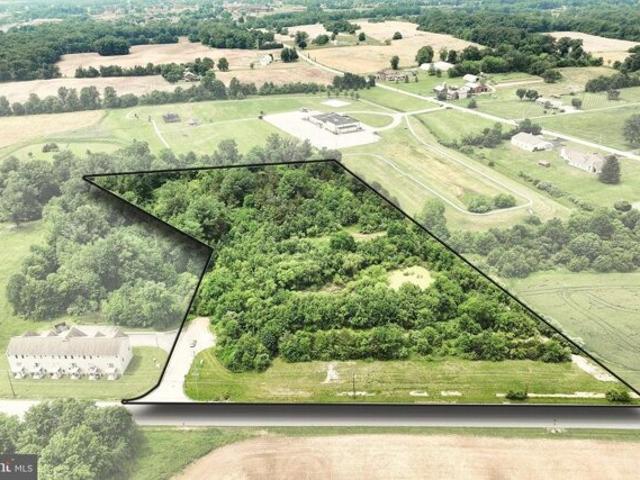 Land for sale in New Oxford Land for sale in New Oxford