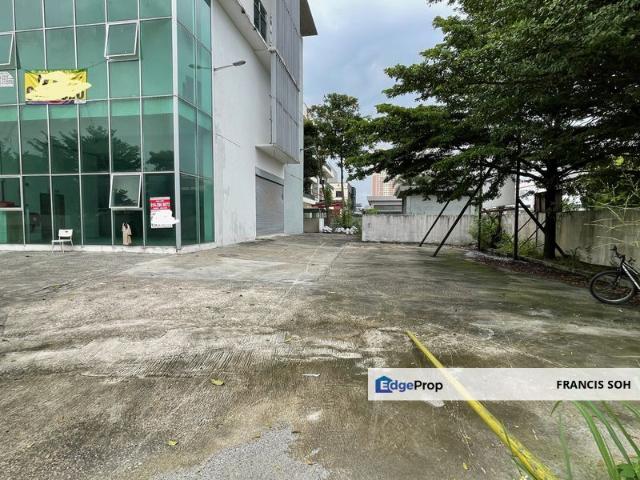 Shop for sale in Petaling, Subang Jaya