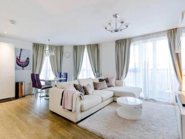 House for rent in London Borough of Croydon, Waddon