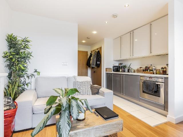 Studio for rent in London Borough of Lewisham, Greater London