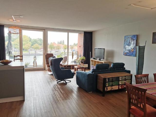 Appartement te huur in Achtersluispolder, Zaandam