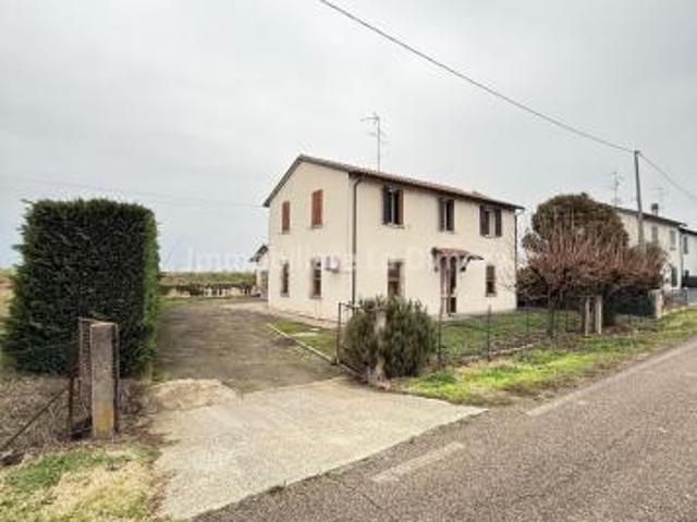 Villa Indipendente in vendita a Unione dei comuni della Bassa Romagna, Conselice