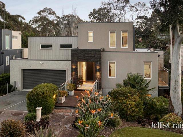 House for sale in Viewbank, Melbourne
