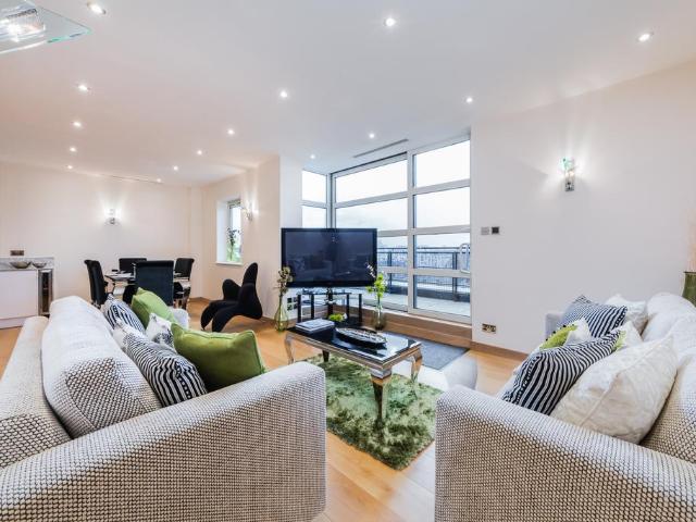 Apartment for rent in Belgravia, Greater London