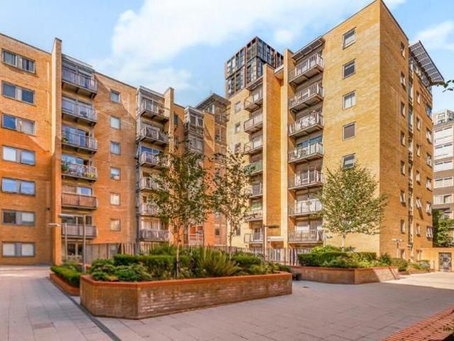 House for rent in Canary Wharf, Greater London