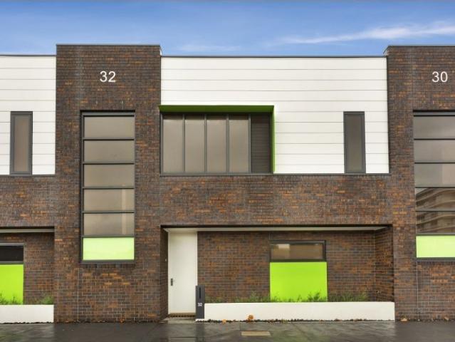 Townhouse for sale in Camerons Creek, Victoria