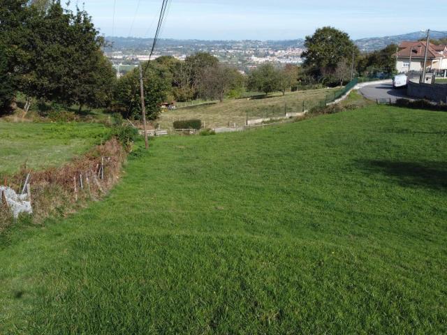 Terreno en venta en Hevia, Siero