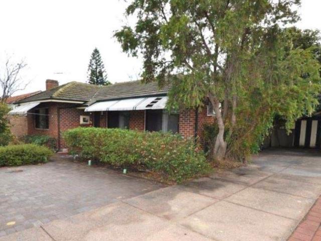 House for sale in Cloverdale, Western Australia