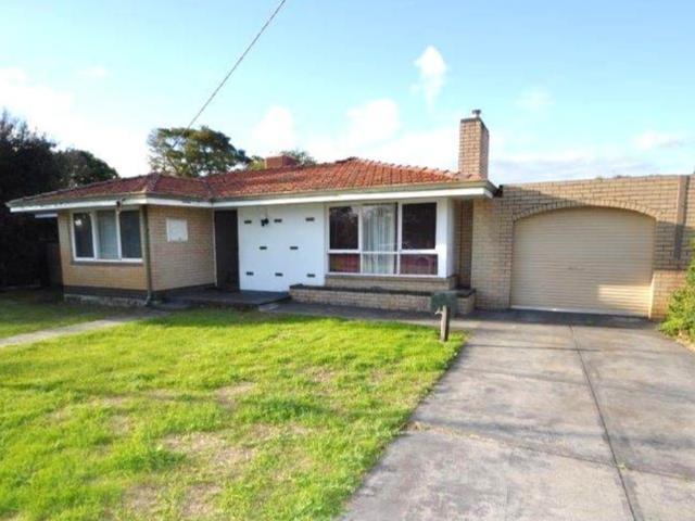 House for sale in Cloverdale, Western Australia