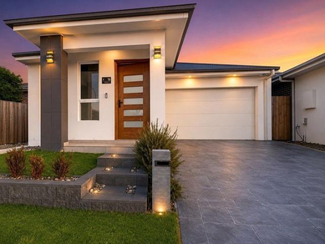 House for rent in Bradbury, Sydney