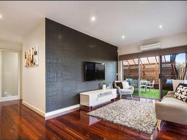 Townhouse for rent in Camerons Creek, Victoria