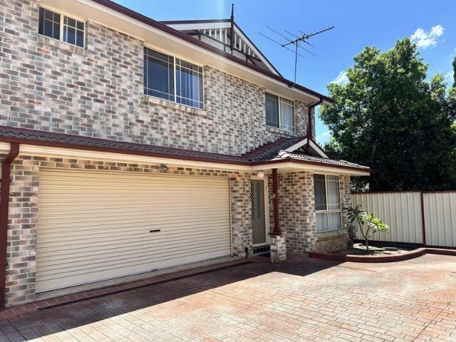 Townhouse for rent in Sydney, New South Wales