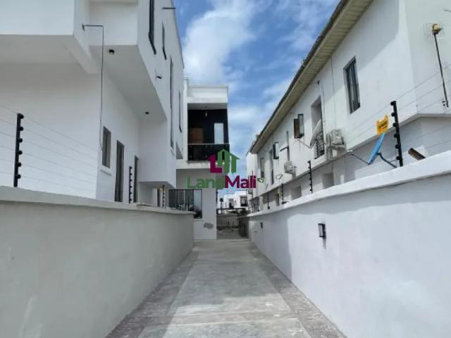 Property for sale in Eti Osa, Abuja