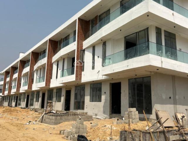 Detached house for sale in Eti Osa, Lagos