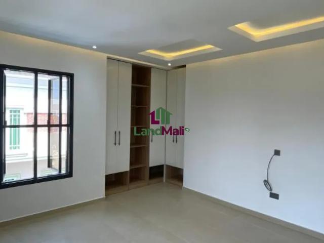 Property for sale in Eti Osa, Abuja