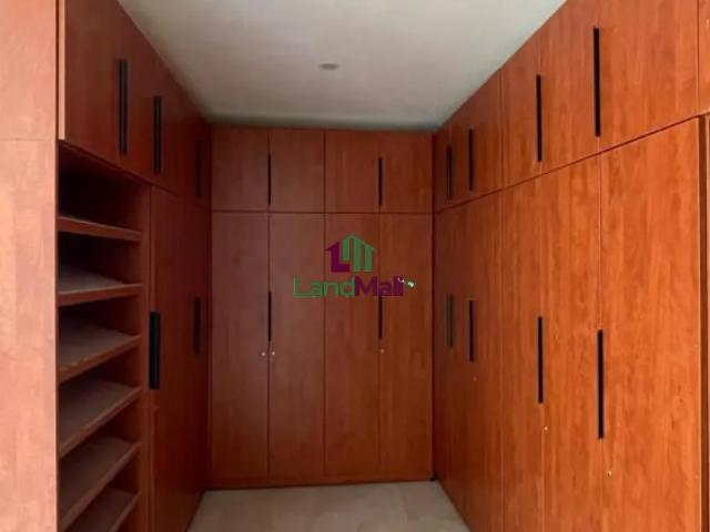 Property for sale in Eti Osa, Abuja