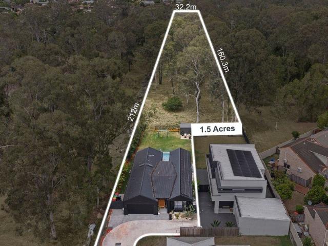 Cottage for sale in Tingalpa, Greater Brisbane