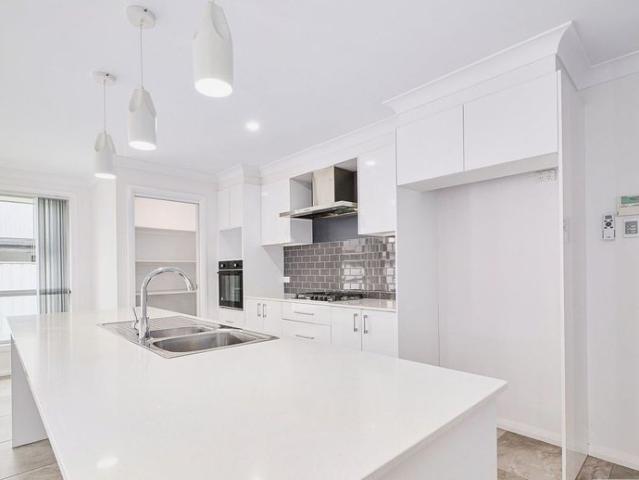 House for rent in Thrumster, New South Wales