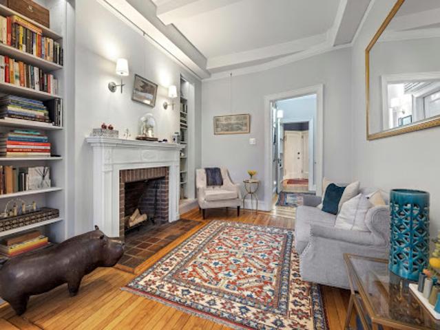 Apartment for sale in Arverne, New York