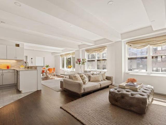 Apartment for sale in Arverne, New York