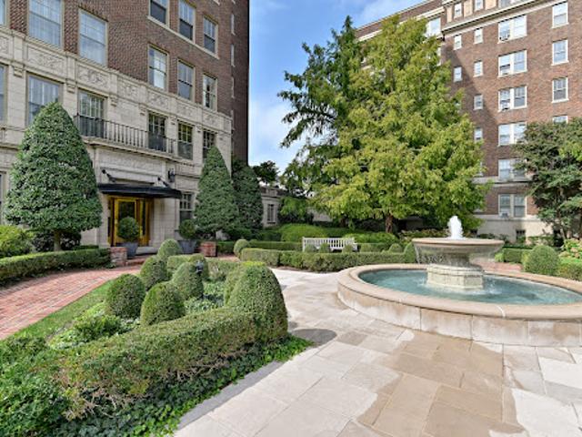 Apartment for sale in Louisville, Kentucky