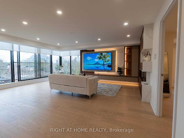 Apartment for sale in Woburn, Ontario