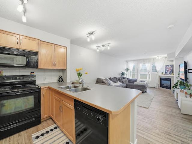 Apartment for sale in Northwest, Alberta