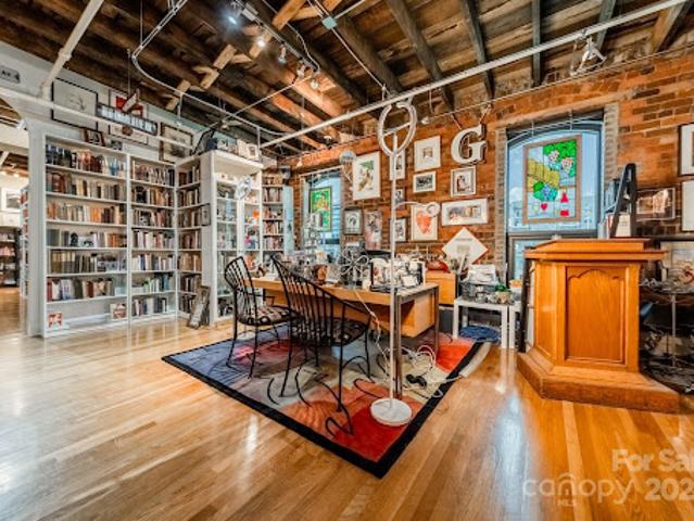 Apartment for sale in Mecklenburg, North Carolina