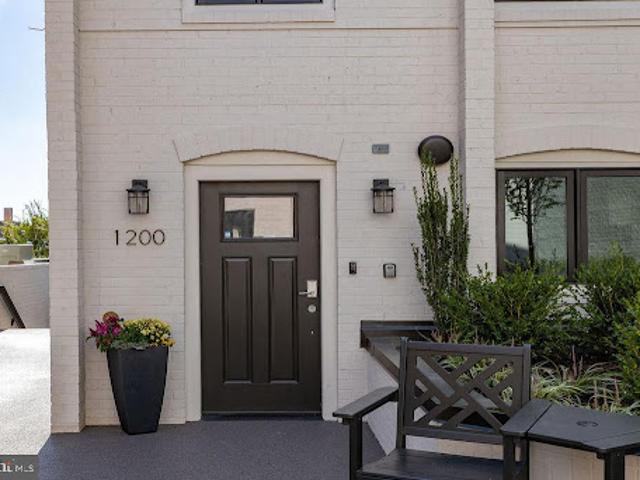 Apartment for sale in Washington, Washington DC