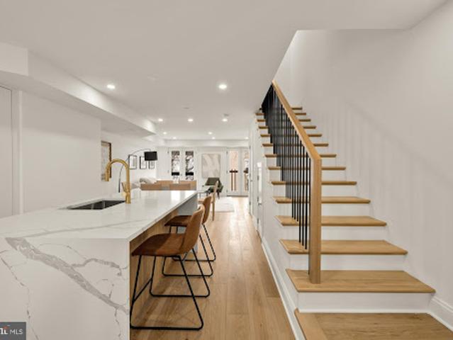 Apartment for sale in Washington, Washington DC