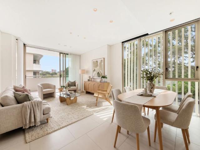 Apartment for rent in Lower North Shore, Sydney