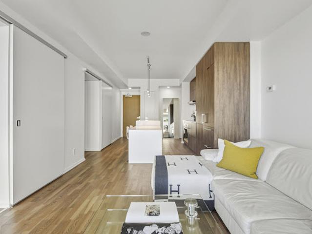 Apartment for sale in Woburn, Ontario