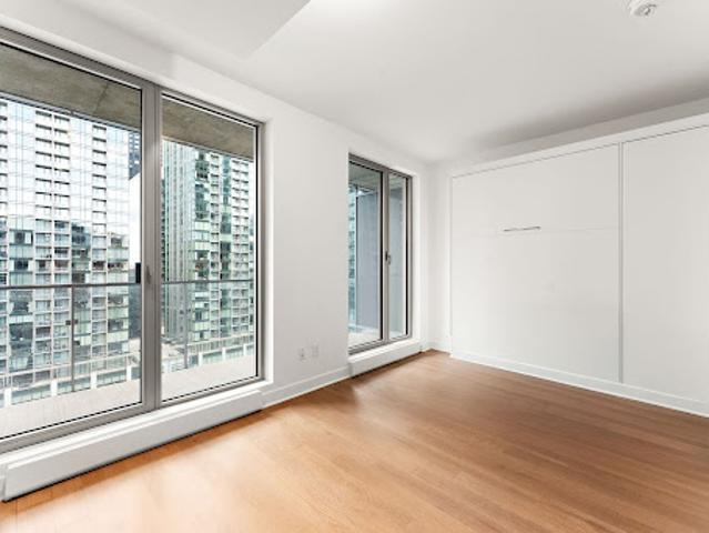 Apartment for sale in St. Leonard's, Quebec