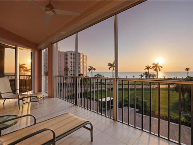 Apartment for sale in Bonita Springs, Florida