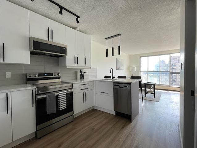 Apartment for sale in Northwest, Alberta