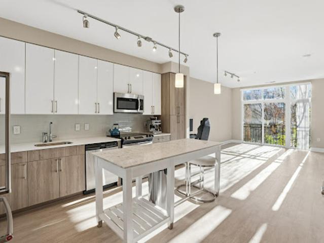 Apartment for sale in Oxon Hill, Maryland