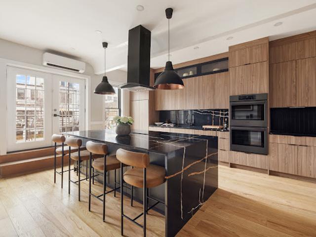 Apartment for sale in Arverne, New York