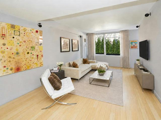 Apartment for sale in Arverne, New York
