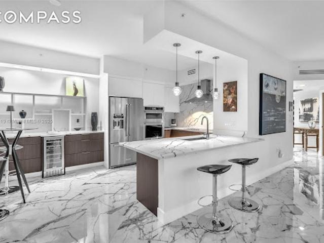 Apartment for sale in Fort Lauderdale, Florida