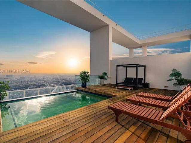 Apartment for sale in Miami, Florida