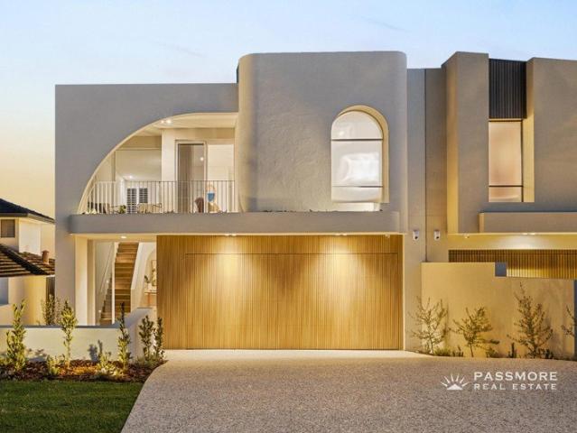 Cottage for sale in Stirling, Western Australia