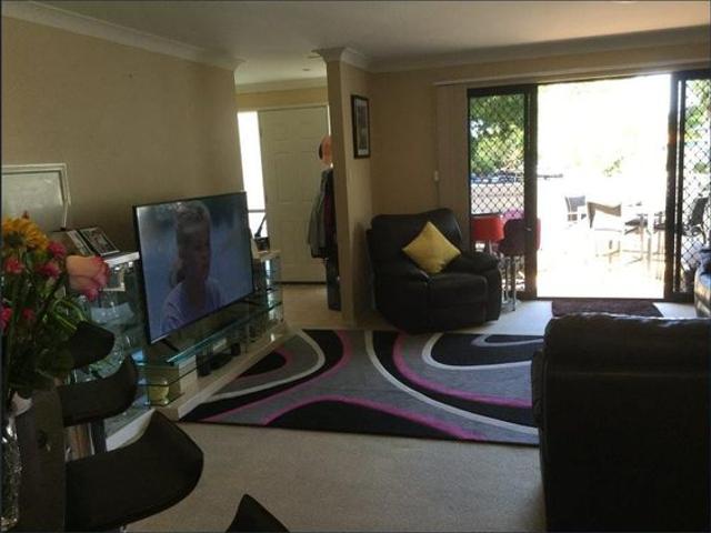 Townhouse for rent in Toombul, Queensland