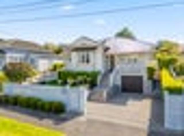 House for sale in Northcote Point, Kaipātiki